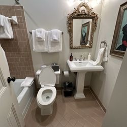 Foley House Inn - Bathroom in 203