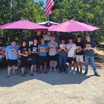 Western Sky's Jerky - Me and the bois after we bought a few hundred dollars in jerky - Street Vendors Near Me - Stockton, California Western Sky's Jerky - Me and the bois after we bought a few hundred dollars in jerky - Street Vendors Near Me - Stockton, California