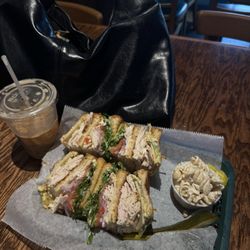 The Drop In Bar & Deli - Club