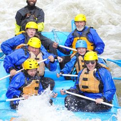 Liquid Descent - People rafting