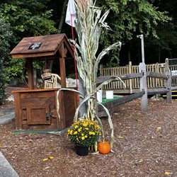 Olde Sawmill Miniature Golf - Hole 18 Fall edition