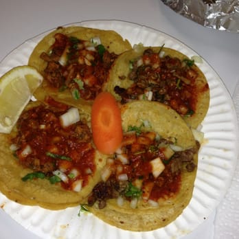 Ruddy's Taco Truck - 2 chicken tacos and 2 beef tacos for a total of $4. So cheap and so good - Food Trucks Near Me - San Bruno, California