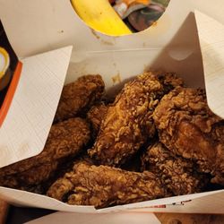92Chicken - garlic soy wings