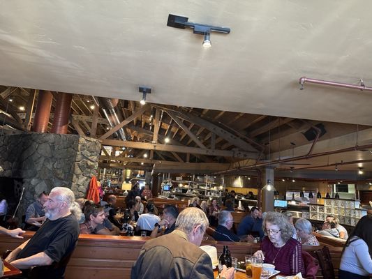 Glacier Brewhouse by null