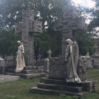 St. Boniface Cemetery - Funeral Services & Cemeteries Near Me - Chicago, Illinois