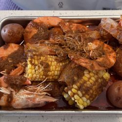 La Playita - Shrimp boil. Done very well!