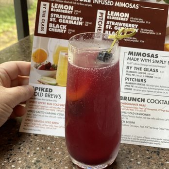 Another Broken Egg Cafe - Lemon blueberry mimosa - Breakfast & Brunch Near Me - Tuscaloosa, Alabama