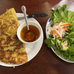 Binh Minh Vietnamese Restaurant - Banh Xeo