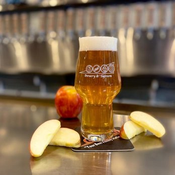 6 and 40 Brewery - a glass of beer and apple slices - Brewpubs Near Me - Lakewood, Colorado 6 and 40 Brewery - a glass of beer and apple slices - Brewpubs Near Me - Lakewood, Colorado