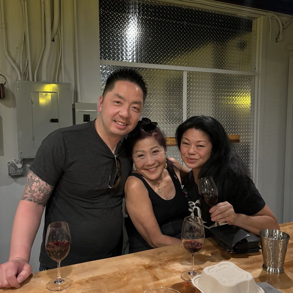 Brix and Stones - My friends from the continent - Beer, Wine & Spirits Near Me - Honolulu, Hawaii Brix and Stones - My friends from the continent - Beer, Wine & Spirits Near Me - Honolulu, Hawaii