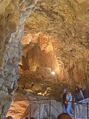 Grand Canyon Caverns & Inn by null