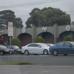 Moreland City Council Library-Glenroy Branch