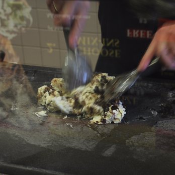 Cold Stone Creamery - Founder's Favorite in the making - Ice Cream & Frozen Yogurt Near Me - Vestal, New York