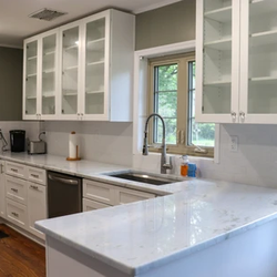 Spanish Creek Cabinetry - Kitchen Cabinets