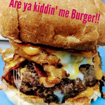 New B's Cafe And Store - a cheeseburger - American Near Me - New Bothwell, Manitoba New B's Cafe And Store - a cheeseburger - American Near Me - New Bothwell, Manitoba