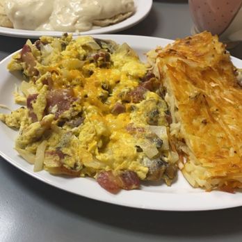 Donna Kaye's Cafe - American Near Me - Bakersfield, California Donna Kaye's Cafe - American Near Me - Bakersfield, California