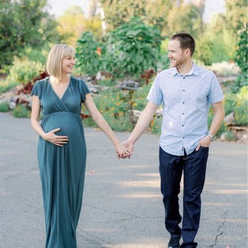 Caitlin Alohilani Photography - Session Photography Near Me