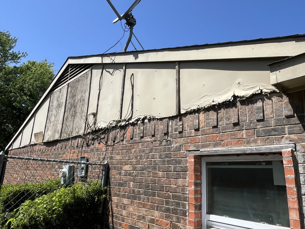 Slide of J & N Texa Roof