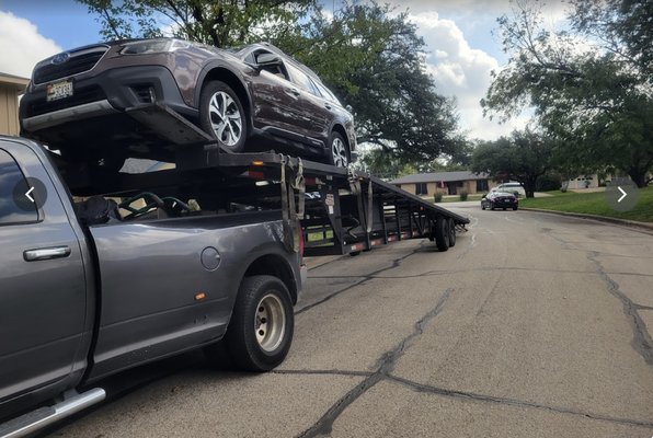 Local Vehicle Shipping - We understand that your vehicle is more than just a machine; it's an essential part of your life. Whether it's your prized possession, a crucial business asset, or simply your means of getting around, you deserve top-tier care when it comes to auto transport. That's where we come in. Local Vehicle Shipping - We understand that your vehicle is more than just a machine; it's an essential part of your life. Whether it's your prized possession, a crucial business asset, or simply your means of getting around, you deserve top-tier care when it comes to auto transport. That's where we come in.