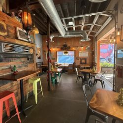 Casita Taqueria - Inside