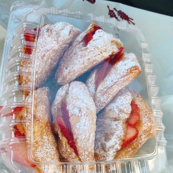 Cream Pan - 6 Strawberry Croissants - Bakeries Near Me - Tustin, California Cream Pan - 6 Strawberry Croissants - Bakeries Near Me - Tustin, California