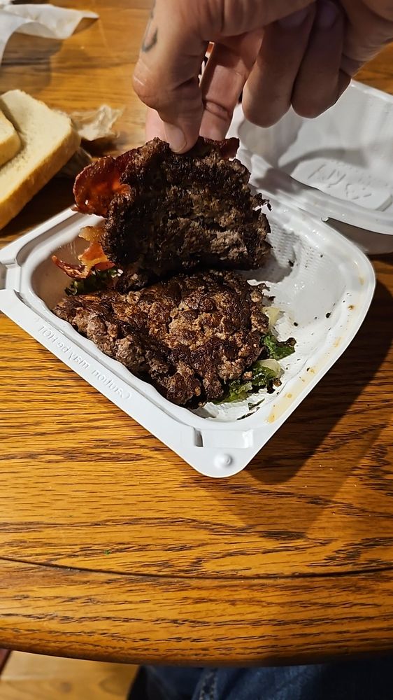 SMASHBURGER Updated October 2024 31 Photos & 109 Reviews 1419 N