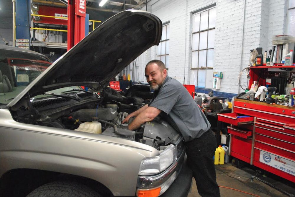 BUSHONG AUTO SERVICE Updated July 2024 24 Photos 100 E Race St