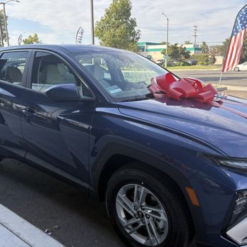 Downey Hyundai - Car Dealers Near Me - Downey, California
