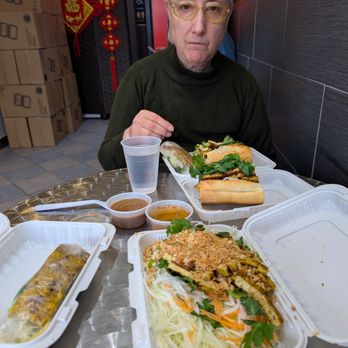 Saigon Subs & Café - There is a little seating in the casual atmosphere. - Vietnamese Near Me - Morristown, New Jersey