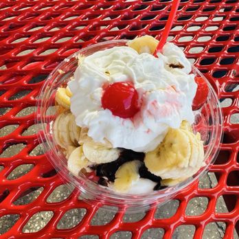 Bruster's Real Ice Cream - Banana split! - Desserts Near Me - Orlando, Florida Bruster's Real Ice Cream - Banana split! - Desserts Near Me - Orlando, Florida