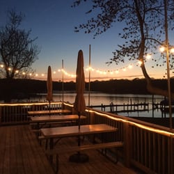 Island View Waterfront Cafe - Cozy after dark...