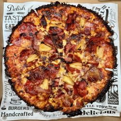 Burnt Edges - Hawaiian Pig Roast ($15; honey BBQ sauce, cheese blend, bacon, pepperoni, ham, pineapple, diced red onion)