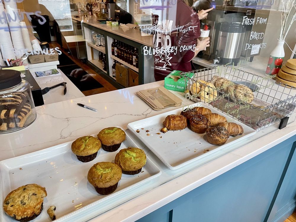 2nd Wave Coffee & Social Logo