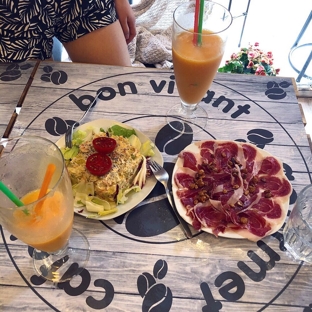 Bon Vivant - Russian salad (left) and jamón ibérico (right) - Breakfast & Brunch Near Me - Barcelona, B