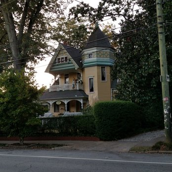 Sugar Magnolia Bed & Breakfast - As nice it looks on the outside.....even better on the inside! - Hotels Near Me - Atlanta, Georgia Sugar Magnolia Bed & Breakfast - As nice it looks on the outside.....even better on the inside! - Hotels Near Me - Atlanta, Georgia