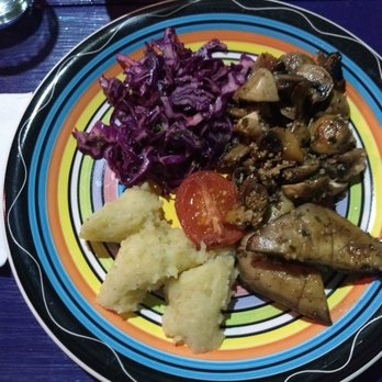 El Apapacho - Vegetarian mushroom plate.  Also came with handmade blue corn tortillas- delicious! - Mexican Near Me - Mérida, YUC