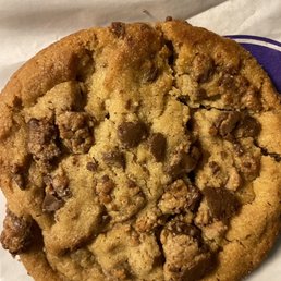 Chocolate Peanut Butter Cup