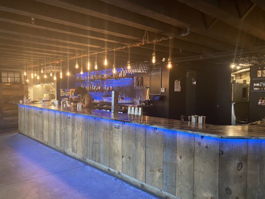 Sonder & Dram by null