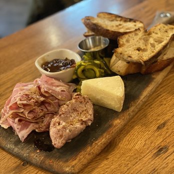 The Salty Pig - Salty pig board - New American Near Me - Boston, Massachusetts The Salty Pig - Salty pig board - New American Near Me - Boston, Massachusetts