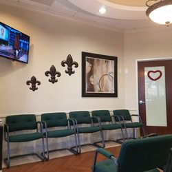 Caring Family Medicine - Comfy waiting room with TV and magazines. They usually have talk shows on.