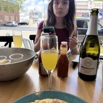 Altea's Eatery - Breakfast & Brunch Near Me - Worcester, Massachusetts