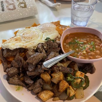 Taquero Mucho - Chilaquiles - Mexican Near Me - Austin, Texas Taquero Mucho - Chilaquiles - Mexican Near Me - Austin, Texas