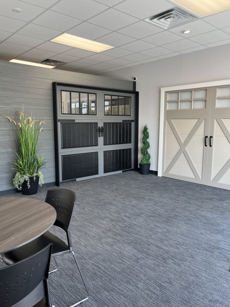 Madison Overhead Garage Door Services - Garage Door Contractor in Madison, WI