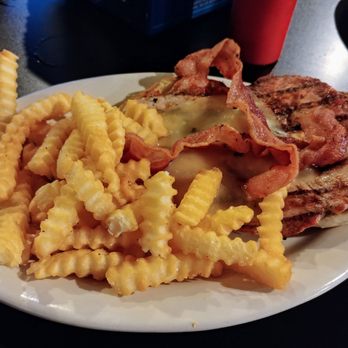 804 Main Bar & Grill - Rajun Cajun and crinkle cut fries. - Sports Bars Near Me - Norwalk, Iowa 804 Main Bar & Grill - Rajun Cajun and crinkle cut fries. - Sports Bars Near Me - Norwalk, Iowa