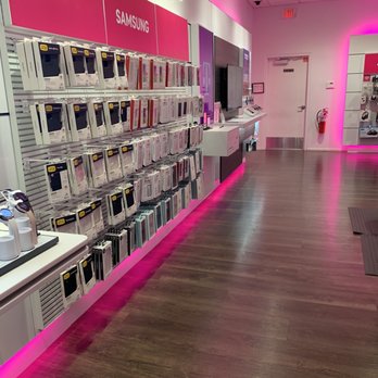 T-Mobile - Mobile Phones Near Me - Edison, New Jersey