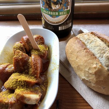 Curry 32 - Food Stands Near Me - Berlin, BE