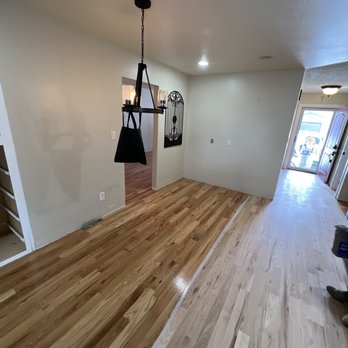 Juniors Hardwood Floors - a hardwood floor in a home - Flooring Near Me Juniors Hardwood Floors - a hardwood floor in a home - Flooring Near Me