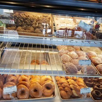 Liliha Bakery - donuts!!!! - Bakeries Near Me - Honolulu, Hawaii