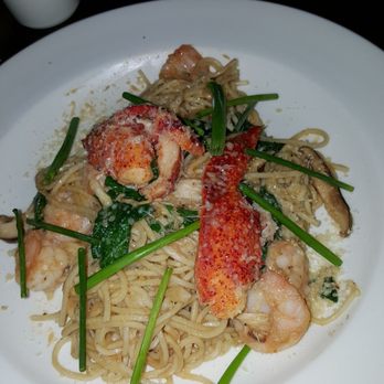 Yard House - Seafood spaghetti - Bars Near Me - Sunrise, Florida