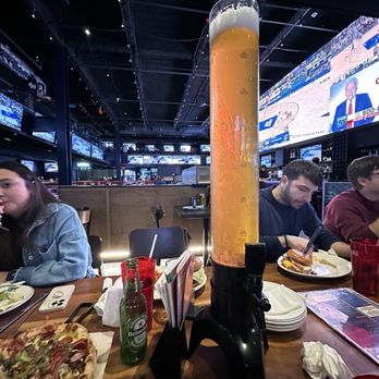 LET IT FLY SPORTS BAR - Updated January 2026 - 172 Photos & 170 Reviews